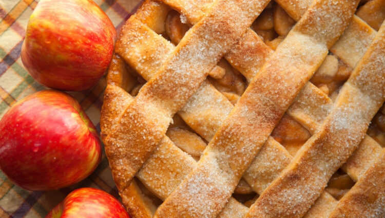 Fellow Bakers: Apple Pies and Irish Cakes Needed!